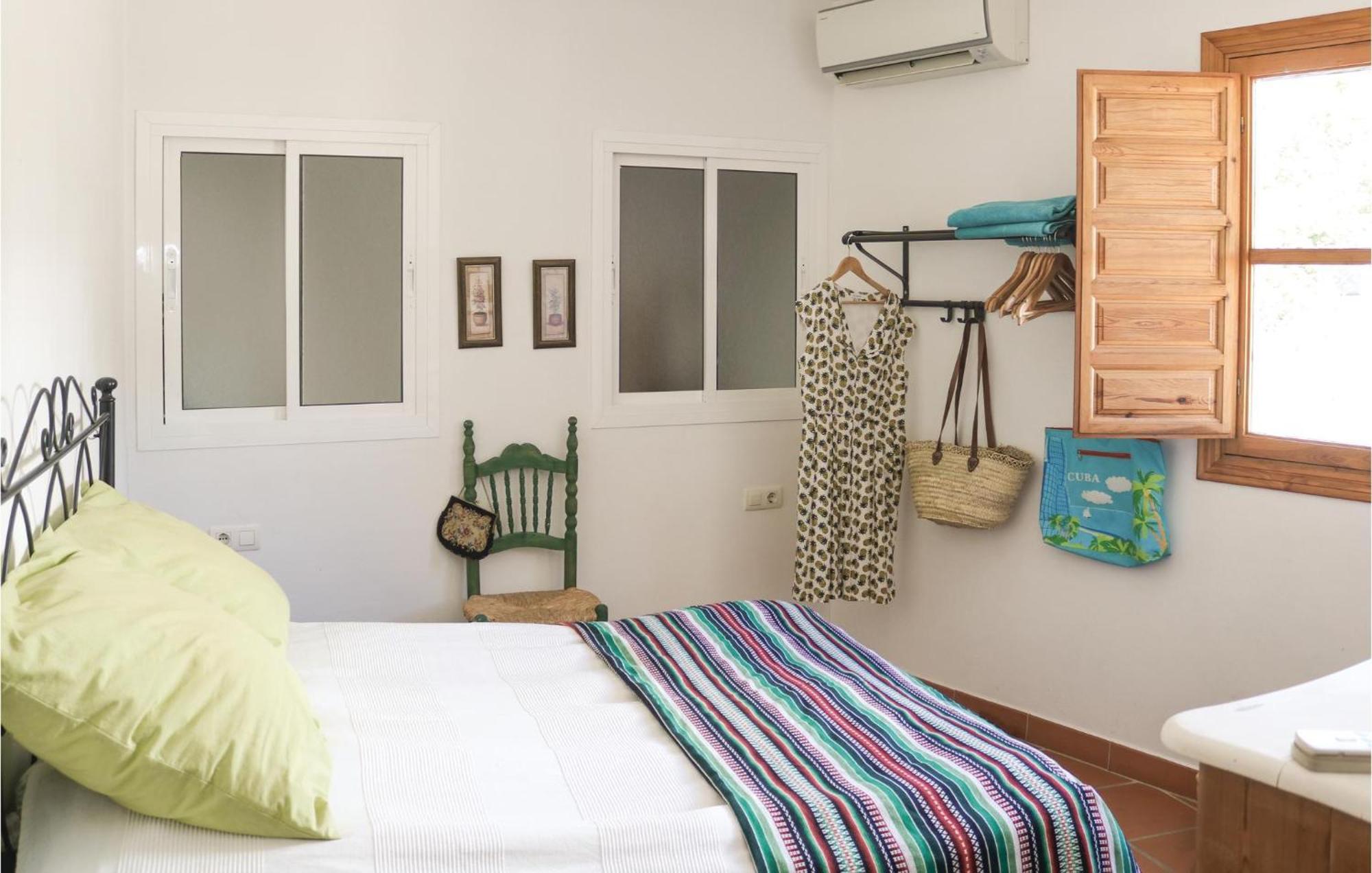 Nice Home In Canillas De Albaida With Wifi 外观 照片