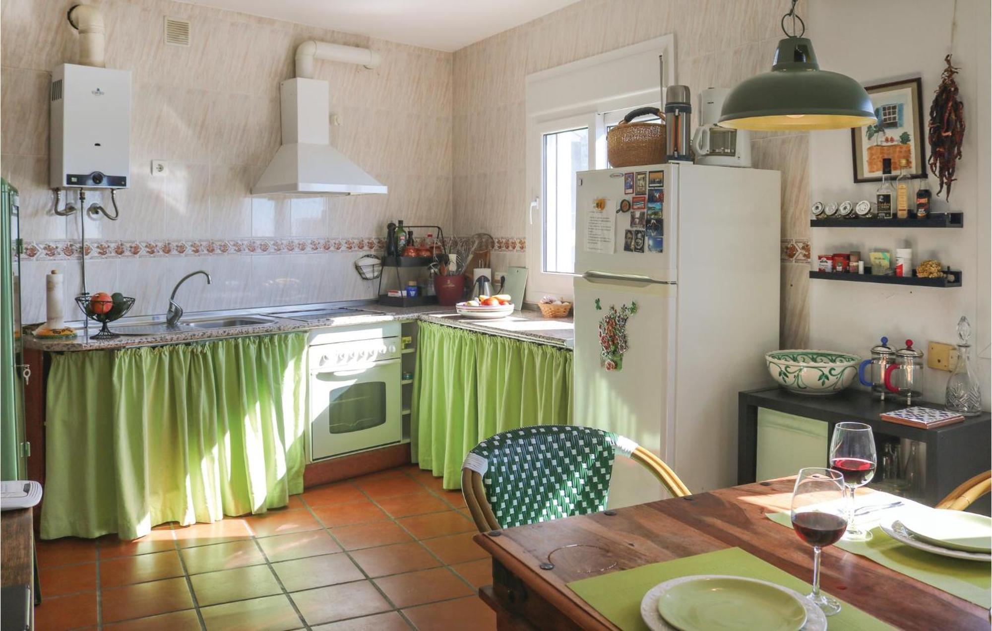 Nice Home In Canillas De Albaida With Wifi 外观 照片