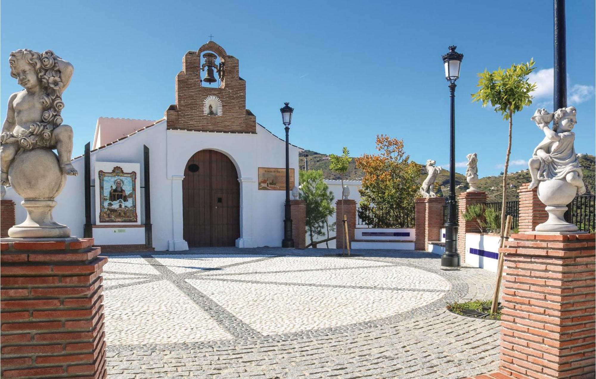 Nice Home In Canillas De Albaida With Wifi 外观 照片