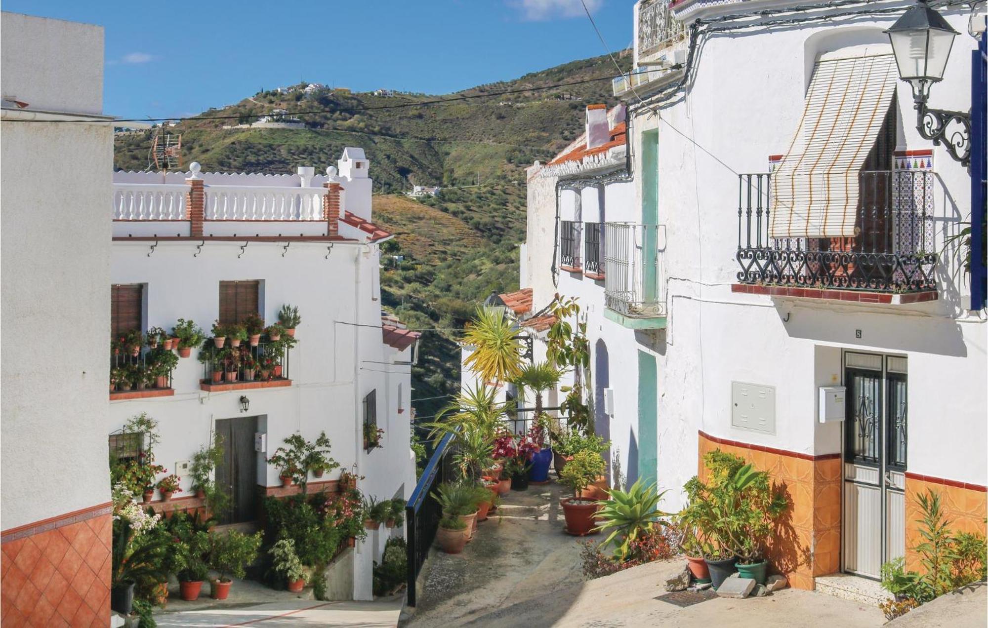 Nice Home In Canillas De Albaida With Wifi 外观 照片
